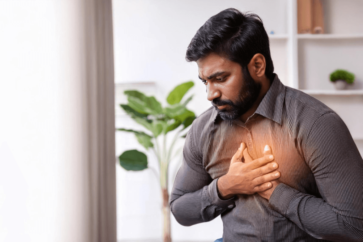 Heart Palpitations: Causes, Symptoms &amp; When to Worry