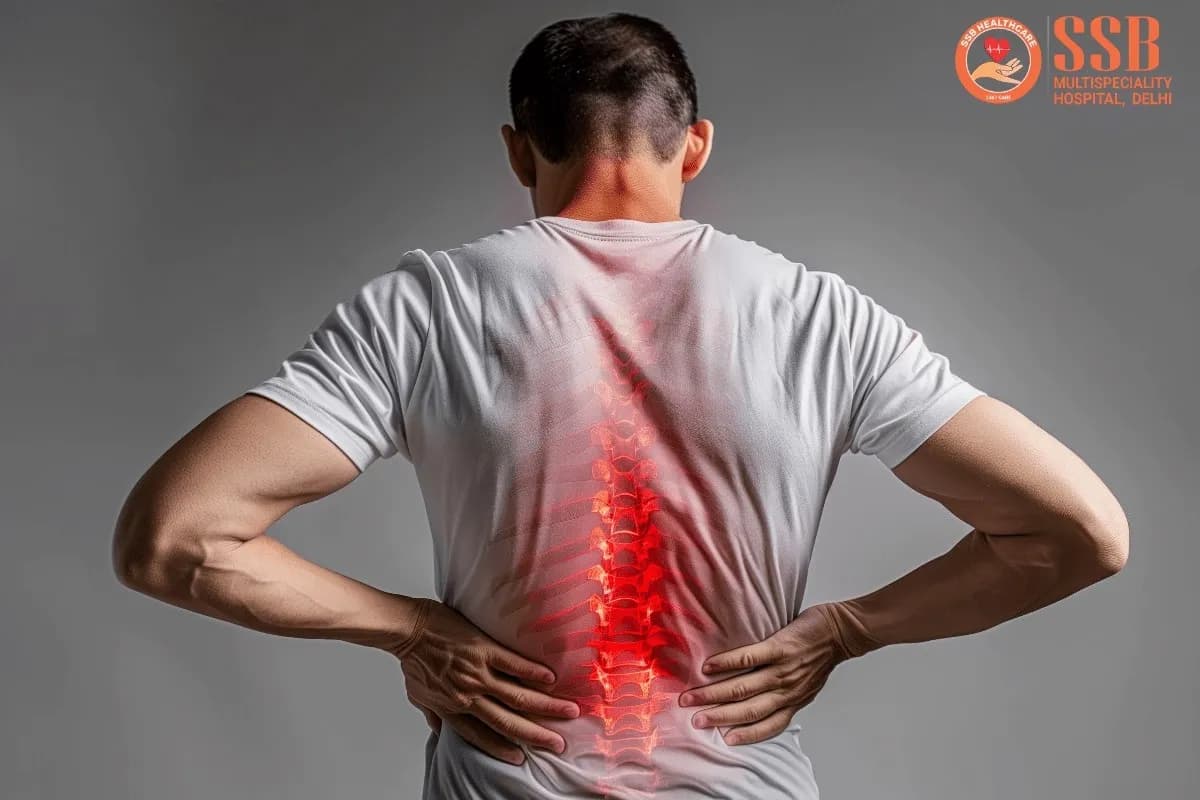 Spine pain in Delhi: red flags that need hospital evaluation